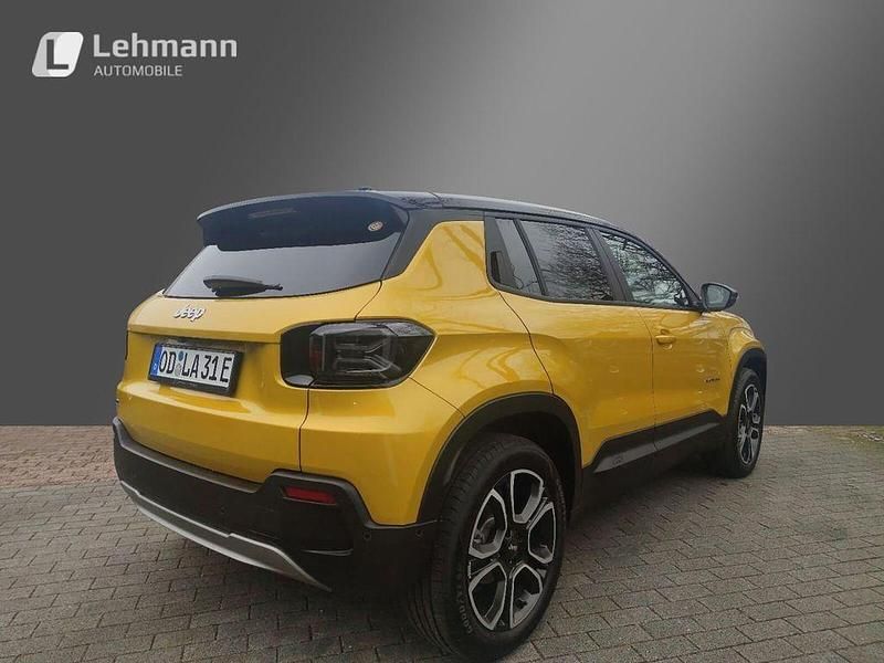 Neu Jeep Avenger Summit 110 PS (80 kW) 2026 Gelb SUV