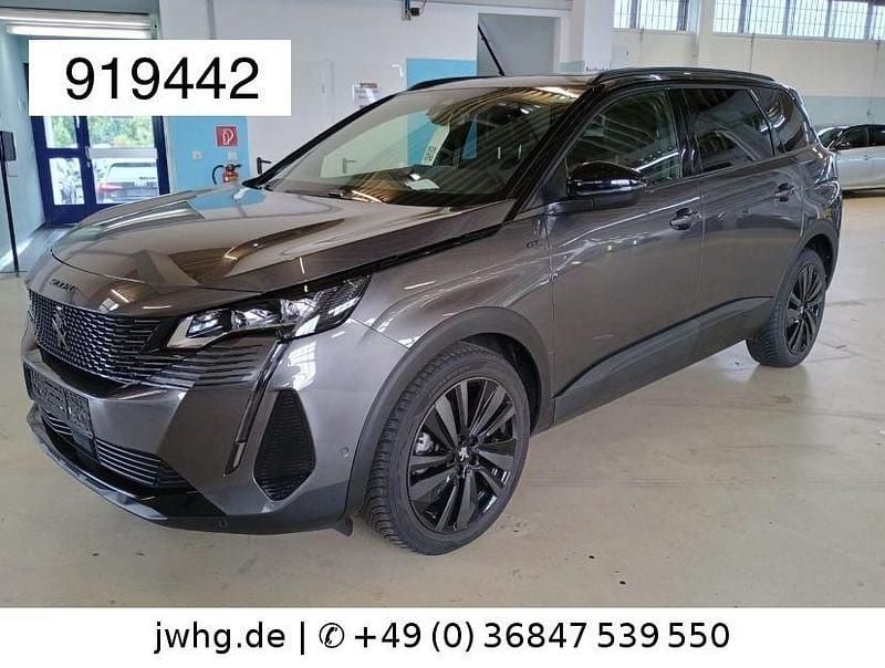Gris platinium (metallic) Gebraucht 2024 Peugeot 5008 GT Van / Kleinbus | 29.450 € (Guter Preis) - Bild 1/4