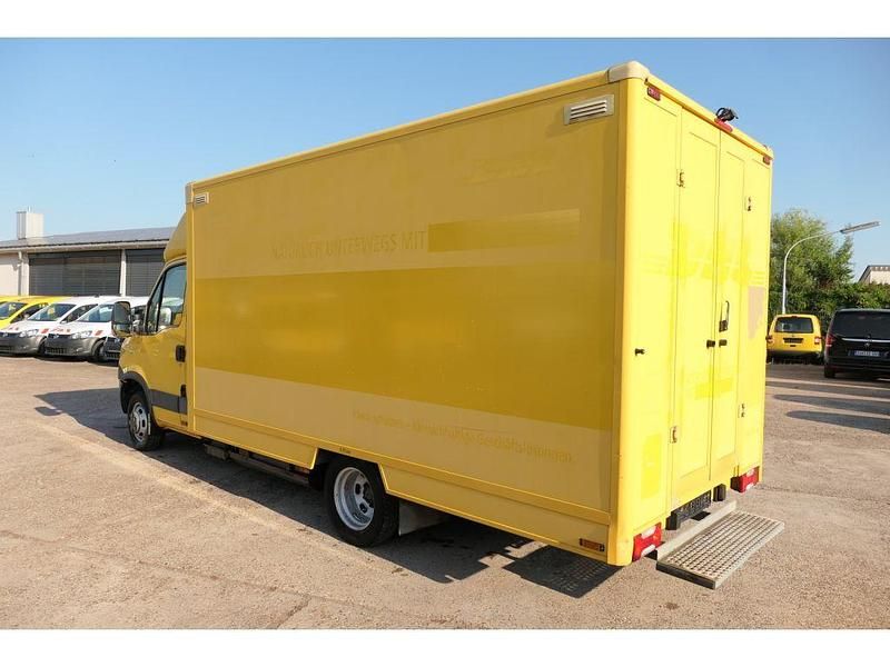 Gebraucht Iveco Daily 136 PS (100 kW) 2013 Gelb Van