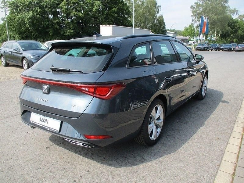 Gebraucht Seat Leon FR 150 PS (110 kW) 2024 Grau Limousine