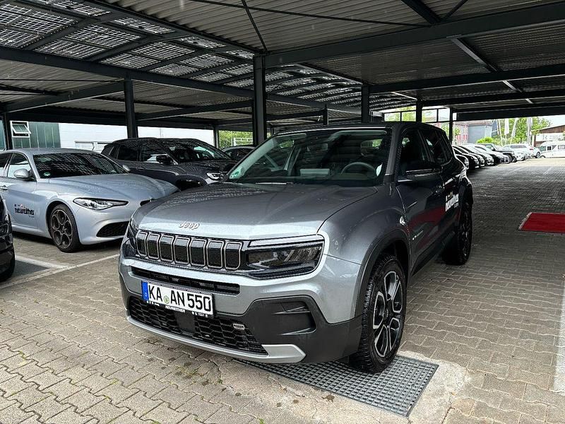Grau Gebraucht 2023 Jeep Avenger Altitude SUV | 19.990 € (Fairer Preis) - Bild 1/4