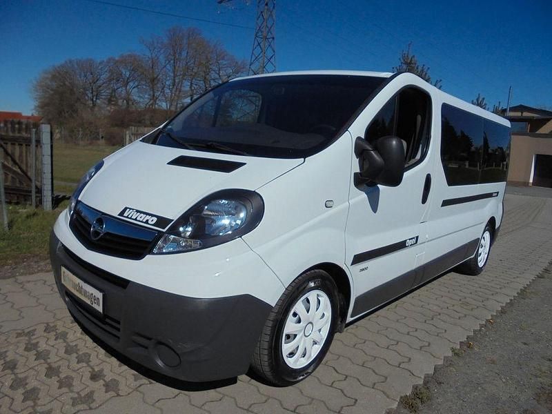Gebraucht Opel Vivaro 90 PS (66 kW) 2013 Weiß Van / Kleinbus