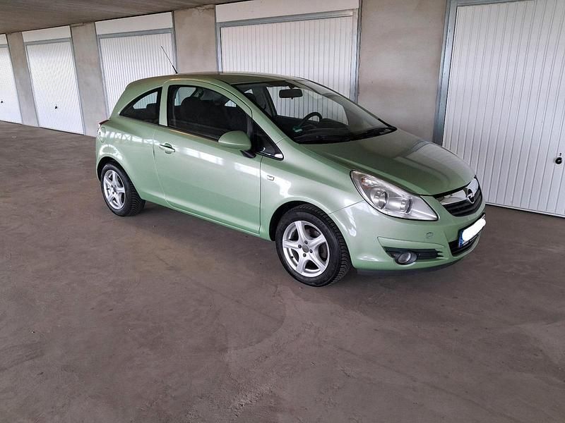Grün Gebraucht 2010 Opel Corsa Kleinwagen | 3.500 € (Fairer Preis) - Bild 1/4