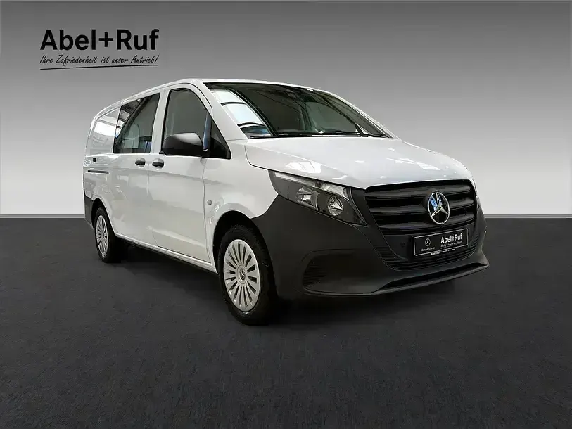 Gebraucht Mercedes Vito 163 PS (119 kW) 2026 Weiß Van