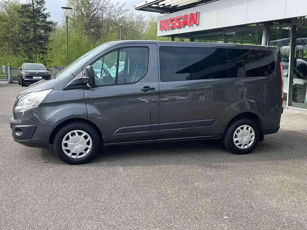 Gebraucht Ford Transit Custom Trend 170 PS (125 kW) 2018 Magneticgrau Van / Kleinbus