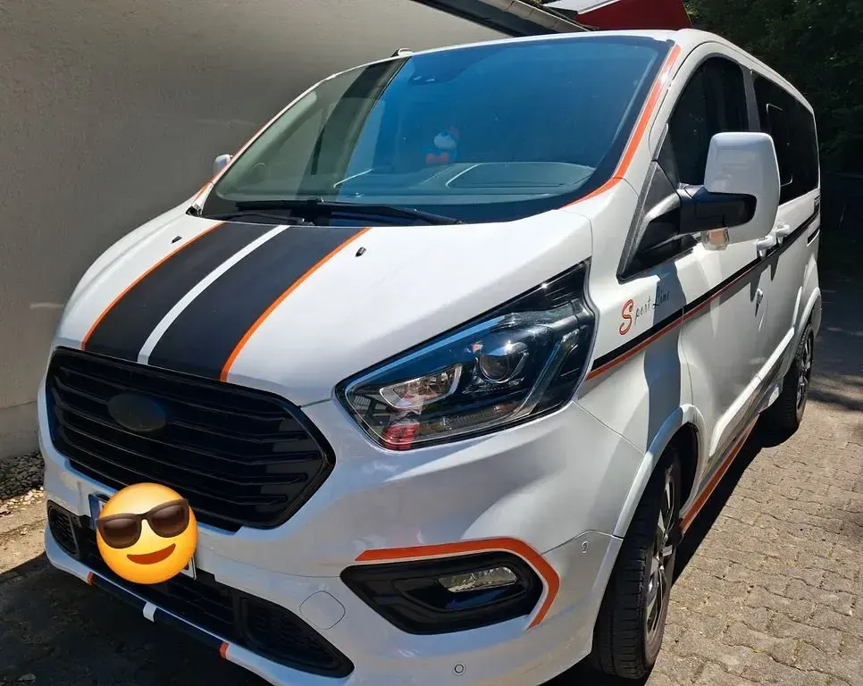 Gebraucht Ford Tourneo 185 PS (136 kW) 2021 Weiß Van / Kleinbus