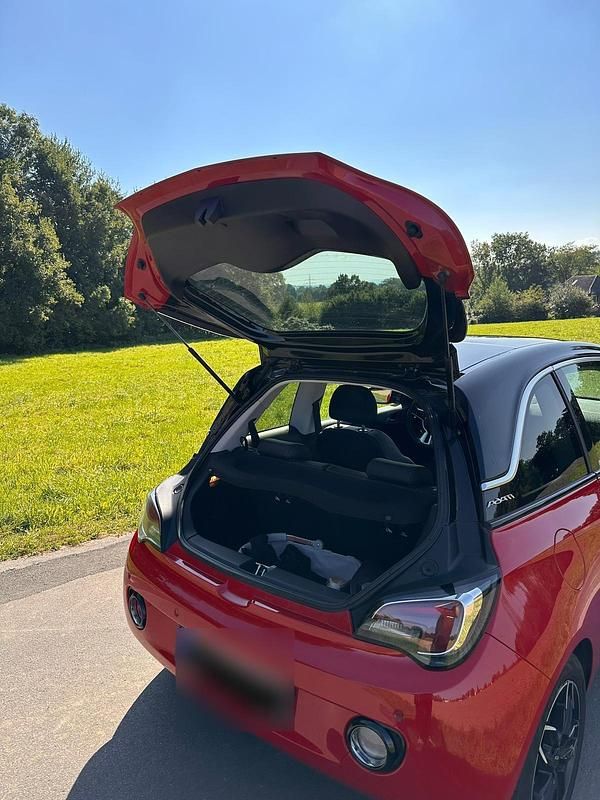 Gebraucht Opel Adam 100 PS (73 kW) 2016 Rot Kleinwagen