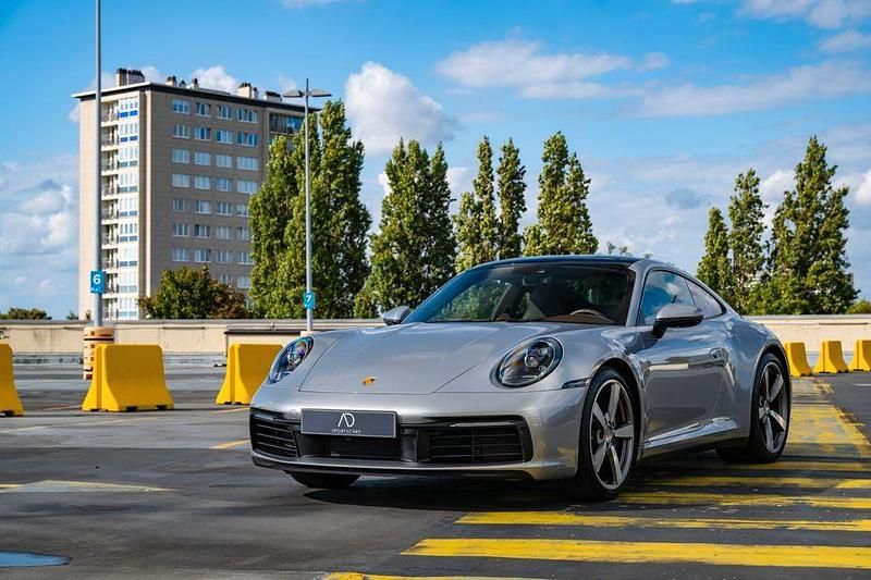Silber Gebraucht 2023 Porsche 911 Carrera 4 Coupé | 127.900 € (Guter Preis) - Bild 1/4