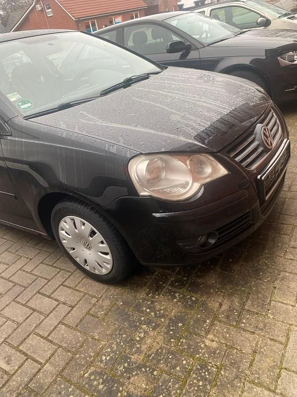 Gebraucht VW Polo 60 PS (44 kW) 2005 Schwarz Kleinwagen