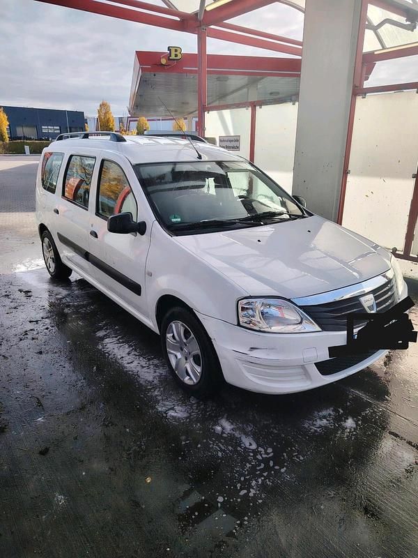 Gebraucht Dacia Logan MCV 75 PS (55 kW) 2009 Kombi