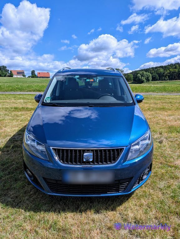 Blau Gebraucht 2015 Seat Alhambra I-Tech Van / Kleinbus | 13.300 € (Superpreis) - Bild 1/4