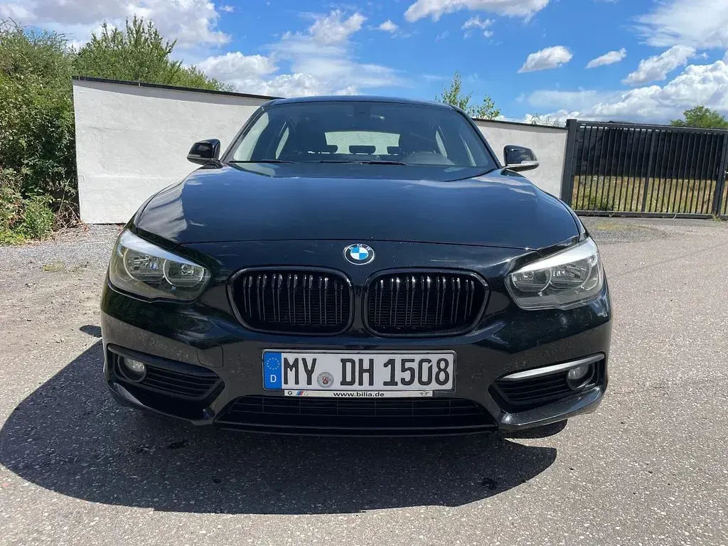 Gebraucht BMW 116 Advantage 116 PS (85 kW) 2017 Schwarz Kleinwagen