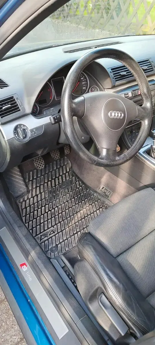 Gebraucht Audi A4 179 PS (131 kW) 2003 Blau Kombi