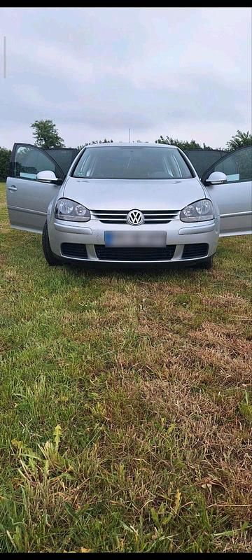 Gebraucht VW Golf V 102 PS (75 kW) 2008 Silber Kleinwagen