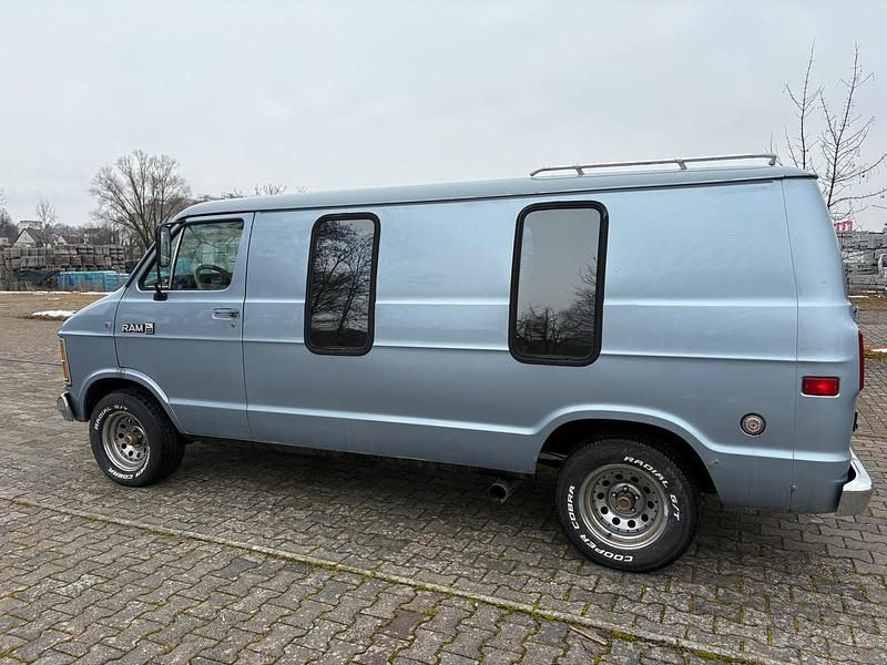 Gebraucht Dodge Ram 120 PS (88 kW) 1981 Blau Pickup