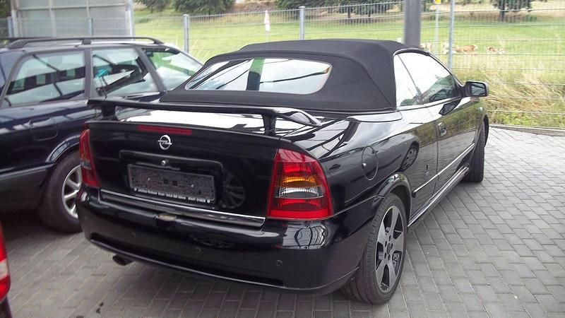 Gebraucht Opel Astra Cabriolet 147 PS (108 kW) 2005 Schwarz Cabrio