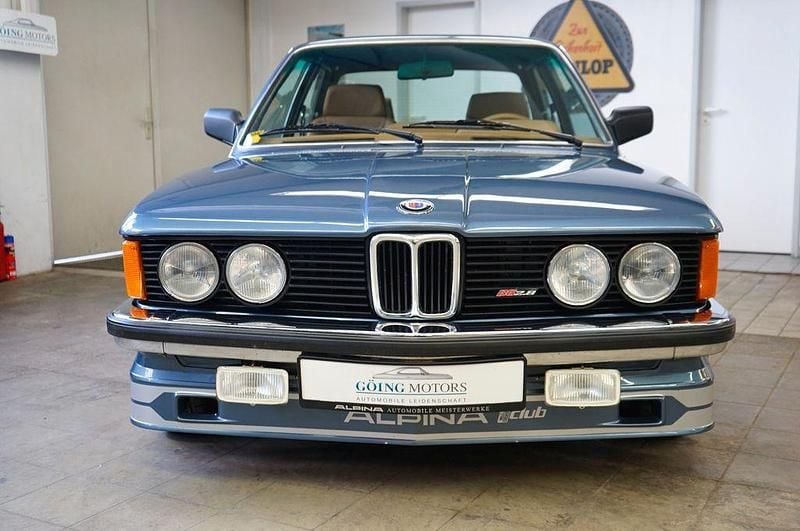 Gebraucht BMW 323 Performance 143 PS (105 kW) 1980 Blau Limousine