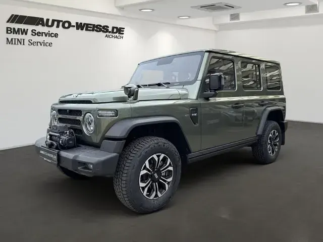 Gebraucht BAW 212 166 PS (122 kW) 2026 SUV