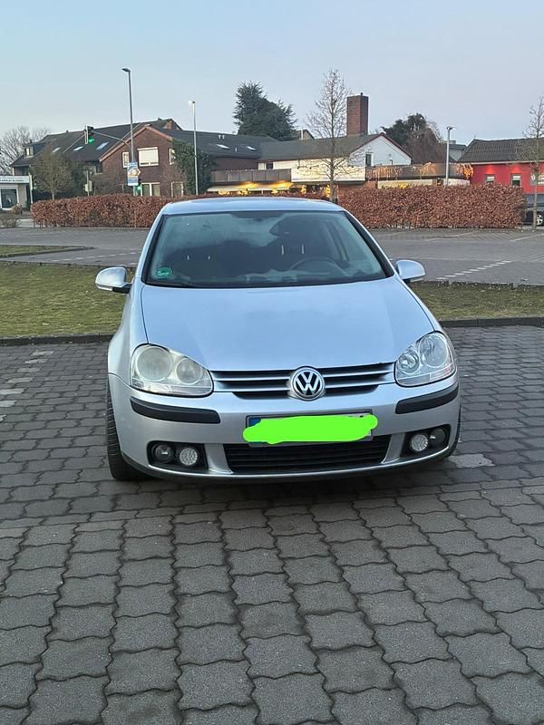 Silber Gebraucht 2005 VW Golf Coupé | 1.250 € (Superpreis) - Bild 1/4