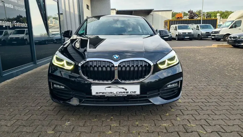 Gebraucht BMW 120 Advantage 190 PS (139 kW) 2023 Schwarz Limousine