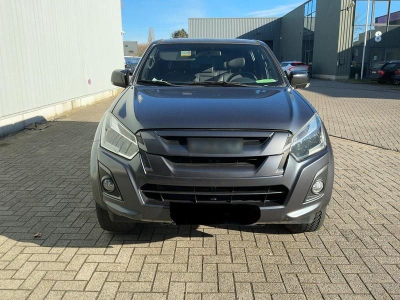 Gebraucht Isuzu D-Max 163 PS (119 kW) 2019 Grau SUV