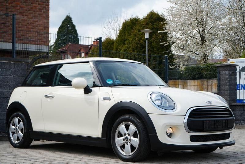 Second-hand Mini ONE 102 CP (75 kW) 2016 Alb Hatchback