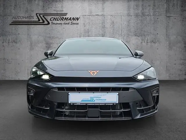 Neu Cupra Leon 150 PS (110 kW) 2026 Grau Limousine
