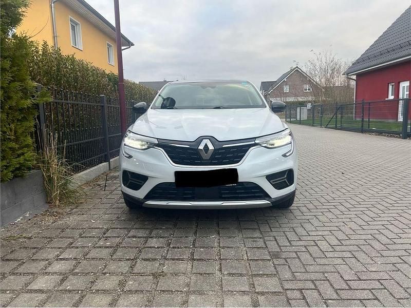 Weiß Gebraucht 2022 Renault Arkana Techno SUV | 14.300 € (Guter Preis) - Bild 1/4