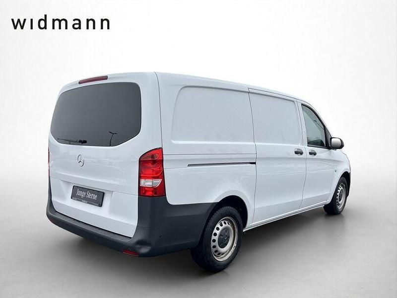 Gebraucht Mercedes Vito 136 PS (100 kW) 2022 Arktikweiss Van