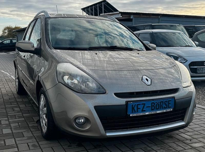Gebraucht Renault Clio II Dynamique 101 PS (74 kW) 2011 Braun Limousine