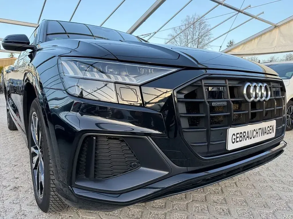 Gebraucht Audi Q8 Sport 286 PS (210 kW) 2019 Schwarz SUV
