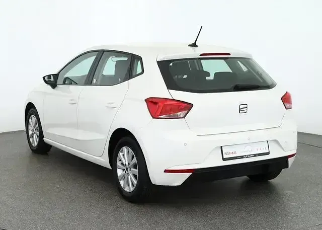 Gebraucht Seat Ibiza Style 80 PS (58 kW) 2023 "candy" weiss Kleinwagen