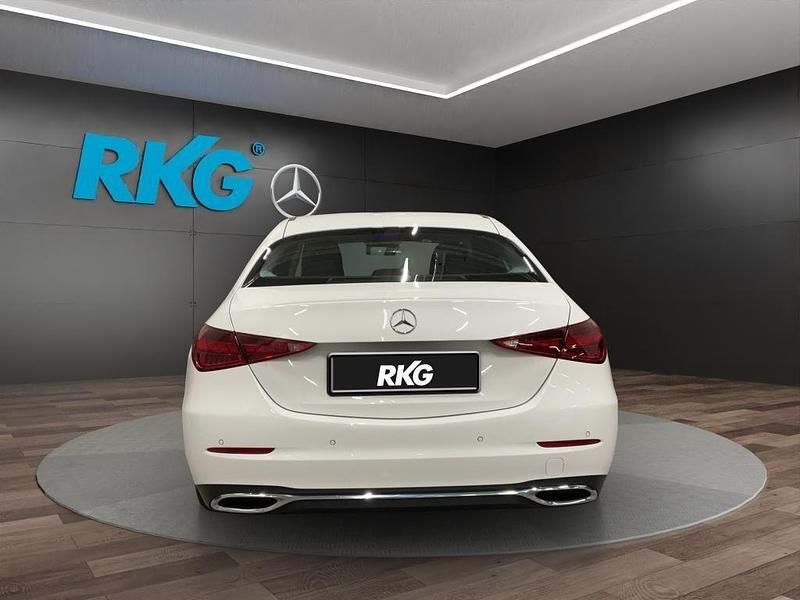 Gebraucht Mercedes C180 Avantgarde 170 PS (125 kW) 2025 Weiß Limousine