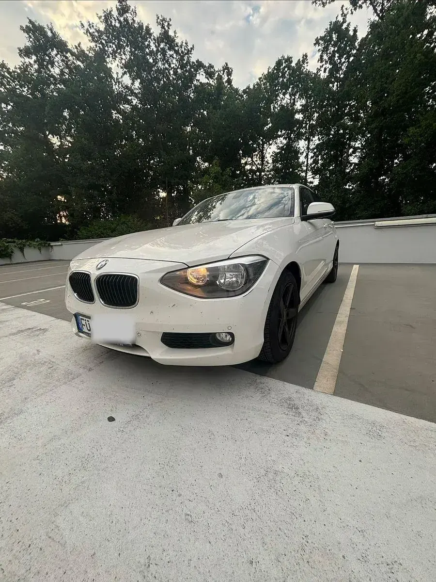 Gebraucht BMW 118 143 PS (105 kW) 2011 Weiß Kleinwagen