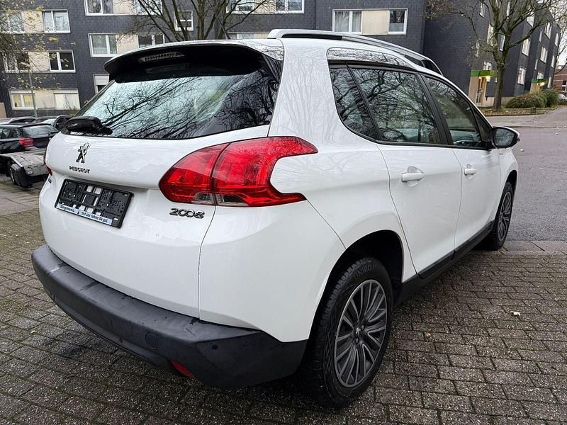 Gebraucht Peugeot 2008 Active 82 PS (60 kW) 2016 Weiß SUV