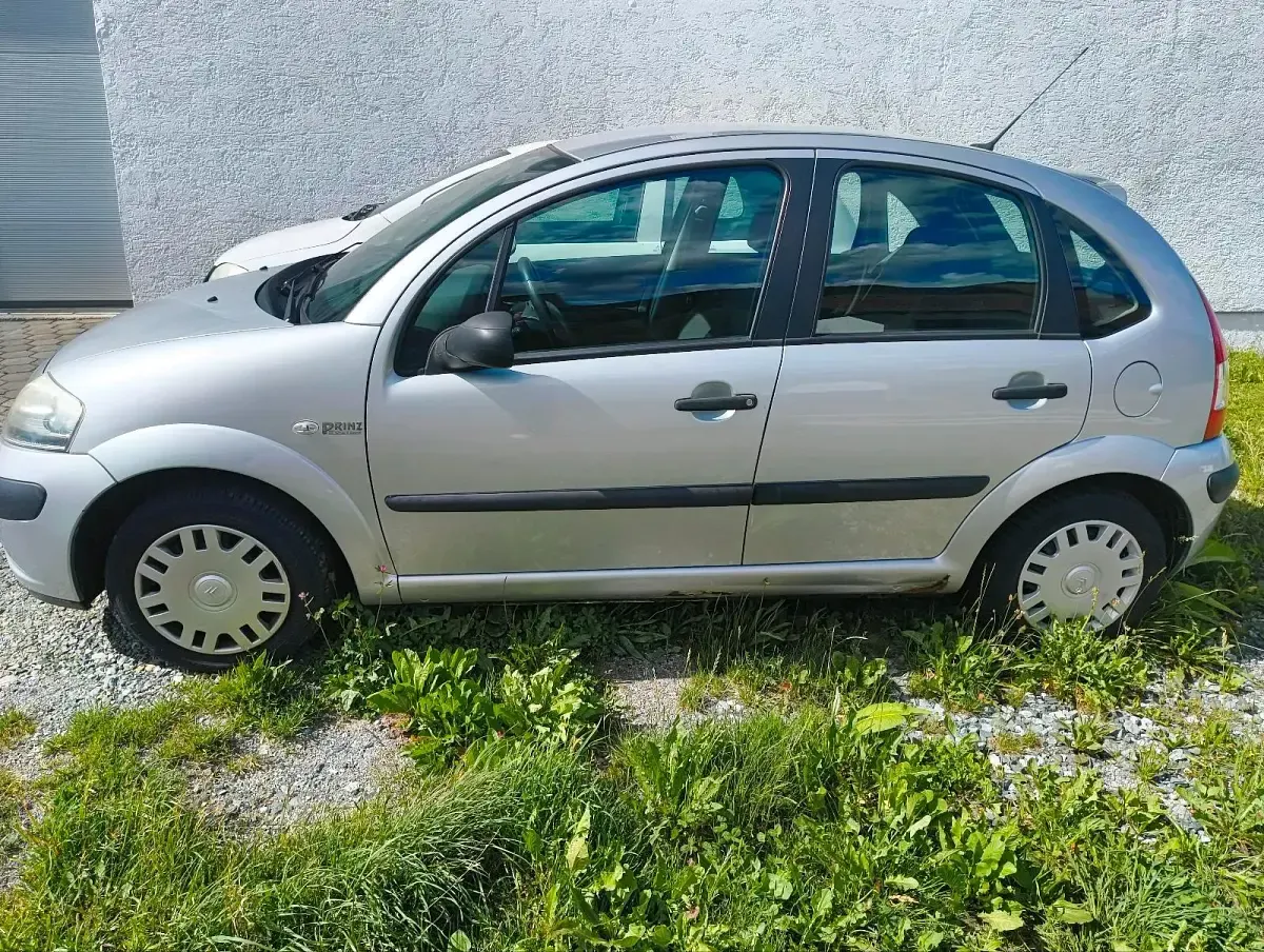 Gebraucht Citroën C3 75 PS (55 kW) 2008 Silber Kleinwagen