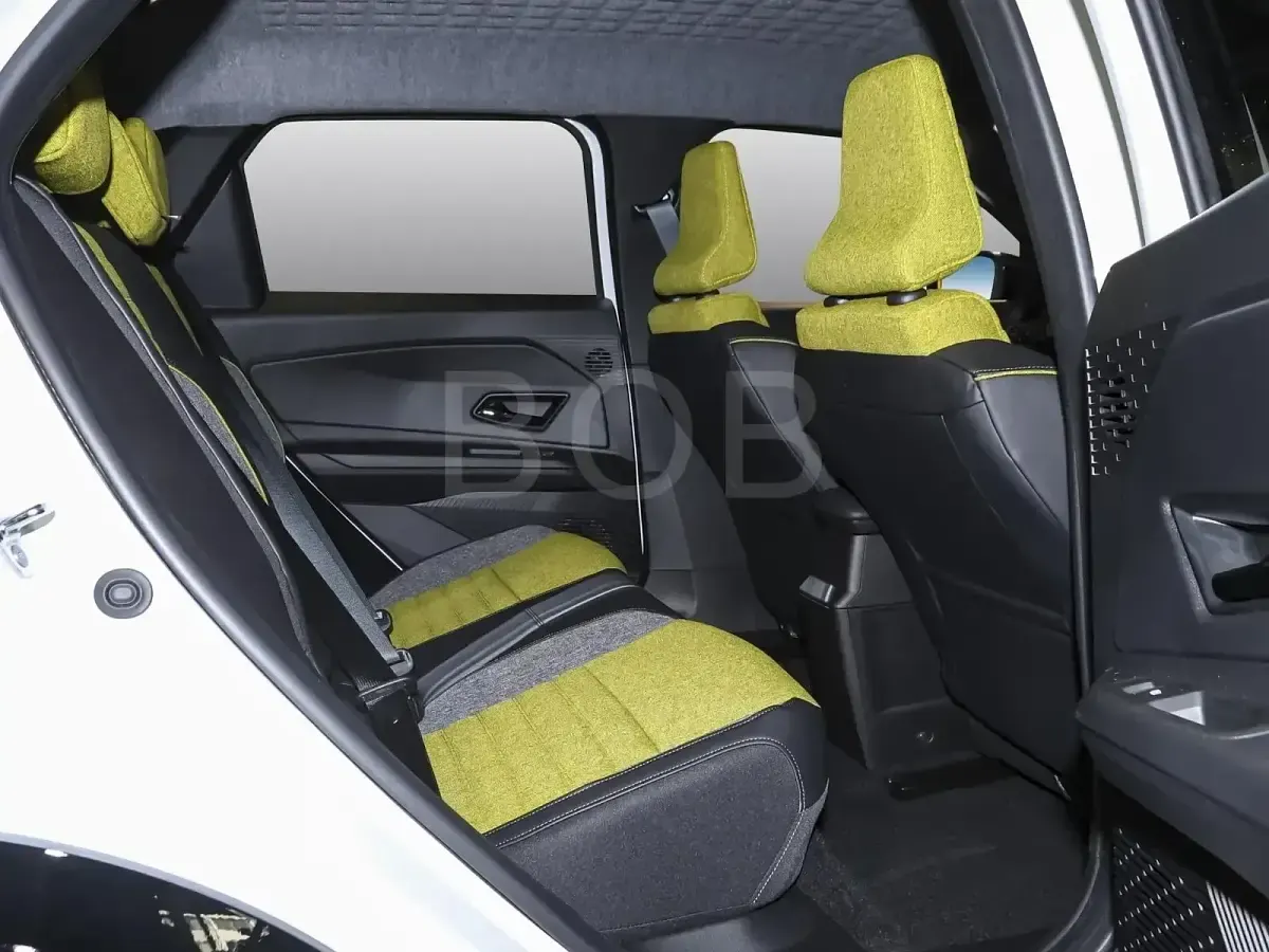 Gebraucht Renault R5 Iconic 89 kW (122 PS) 2026 Perlmuttweiß + black pearlsc Kleinwagen