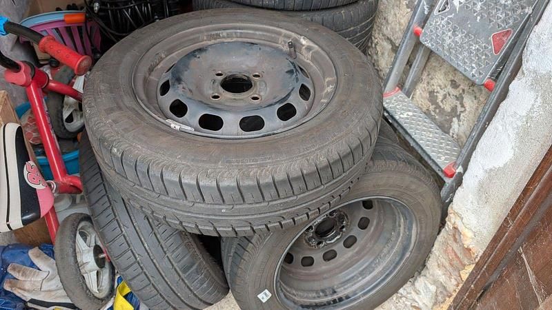 Gebraucht Ford Fiesta Ambiente 60 PS (44 kW) 2015 Blau Limousine