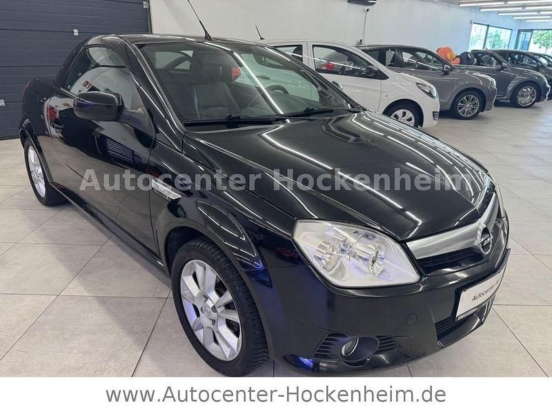 Schwarz Gebraucht 2007 Opel Tigra Basis Cabrio | 2.950 € (Etwas zu teuer) - Bild 1/4