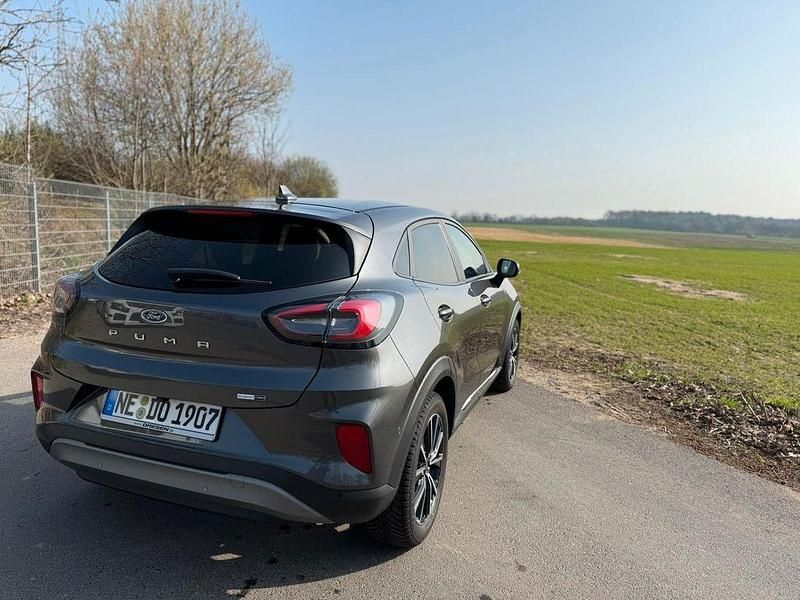 Gebraucht Ford Puma Titanium 155 PS (114 kW) 2022 Grün SUV