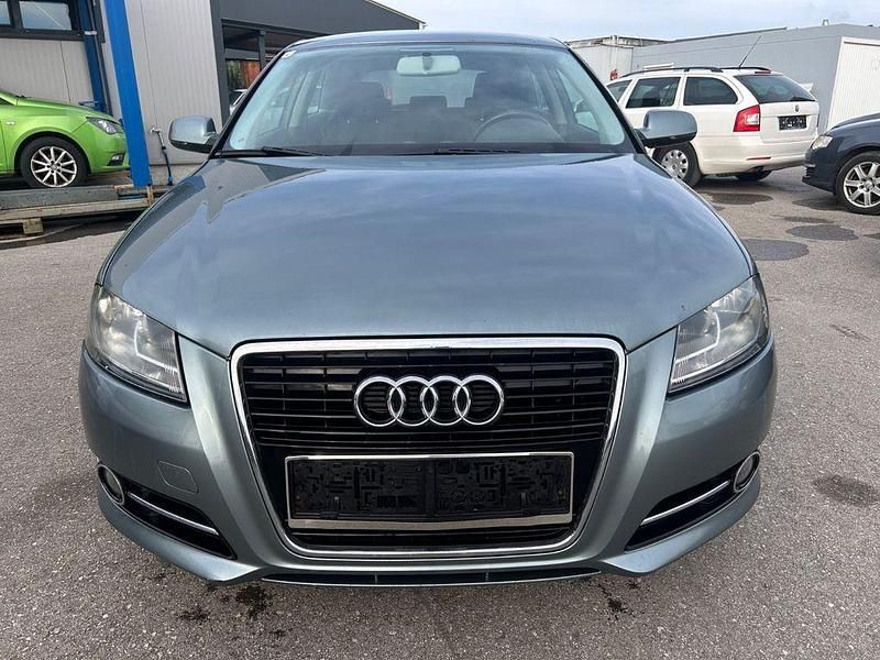 Gebraucht Audi A3 Attraction 90 PS (66 kW) 2010 Grau Kleinwagen