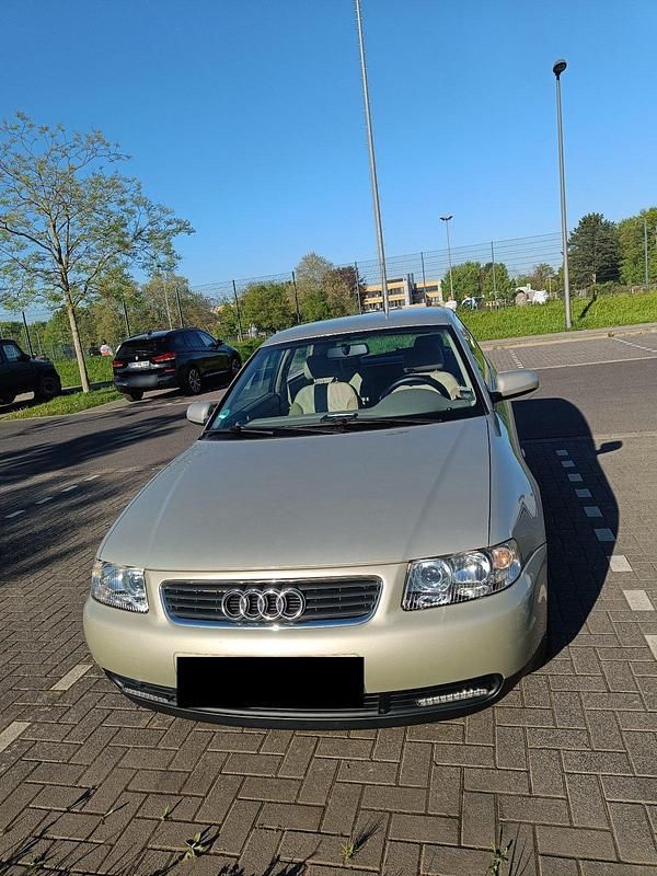 Second-hand Audi A3 102 CP (75 kW) 2003 Bej Hatchback