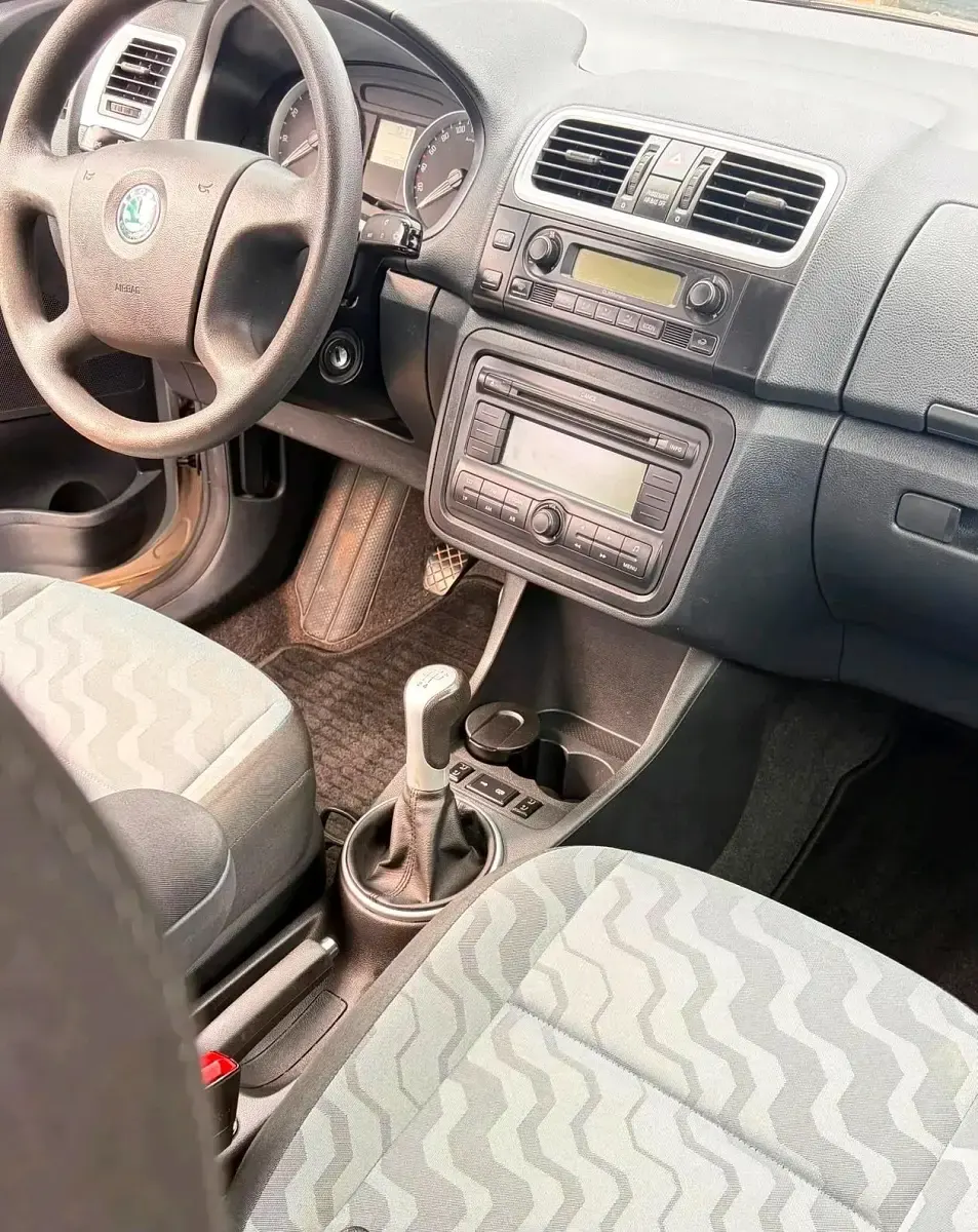 Gebraucht Skoda Roomster Style 86 PS (63 kW) 2009 Silber Van / Kleinbus