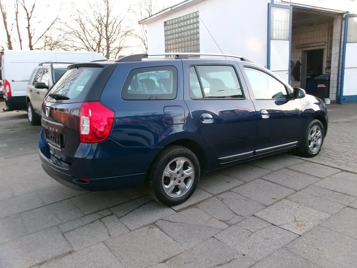 Occasion Dacia Logan Celebration 90 ch (66 kW) 2015 Bleue Break