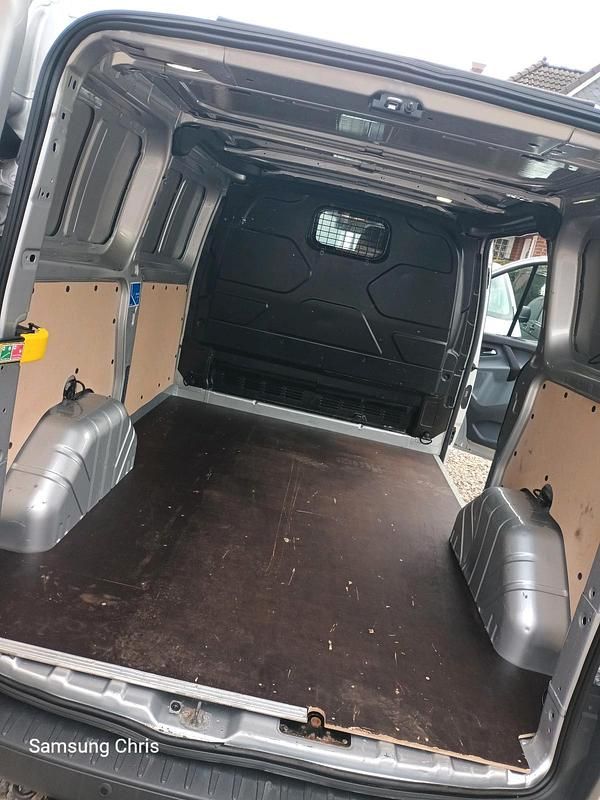 Gebraucht Ford Transit Custom 135 PS (99 kW) 2017 Silber Van / Kleinbus