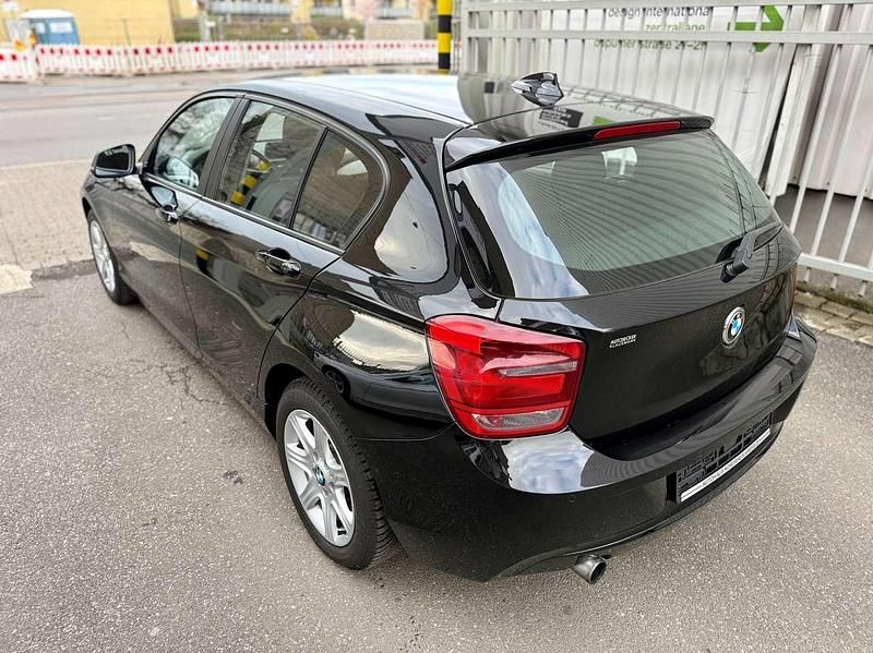 Gebraucht BMW 114 Advantage 102 PS (75 kW) 2013 Schwarz Kleinwagen
