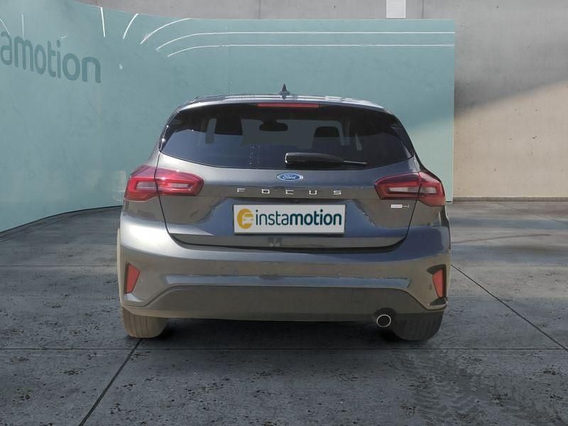 Gebraucht Ford Focus 125 PS (91 kW) 2022 Grau Limousine