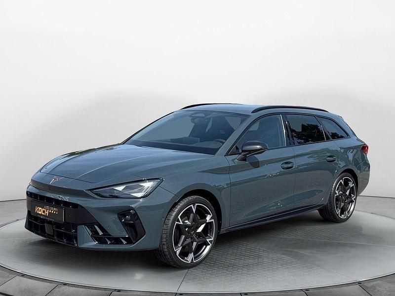 Neu Cupra Leon VZ 334 PS (245 kW) 2025 Fjordblau Kombi