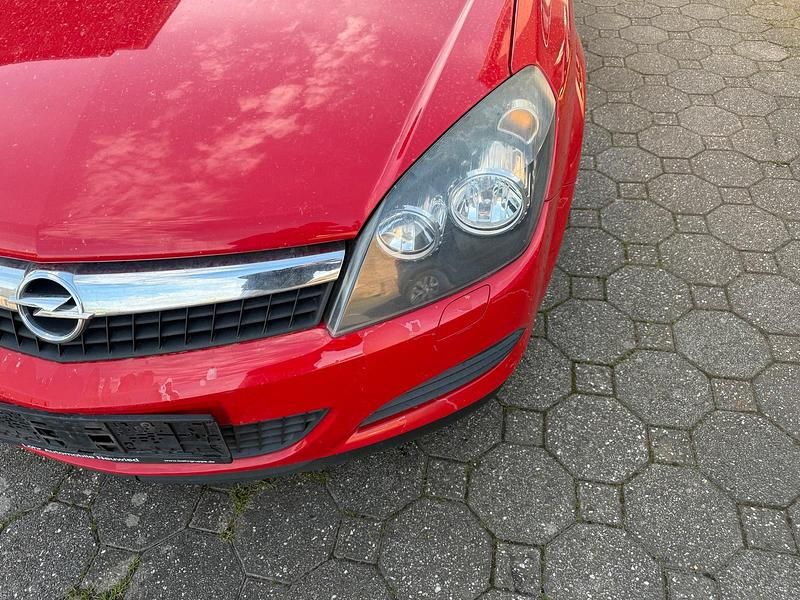 Gebraucht Opel Astra GTC 90 PS (66 kW) 2009 Rot