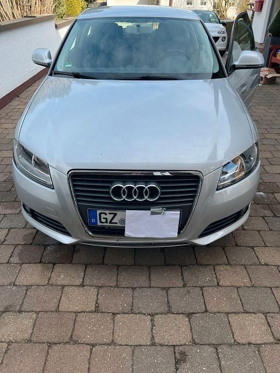 Usata Audi A3 102 CV (75 kW) 2010 Argento Utilitaria